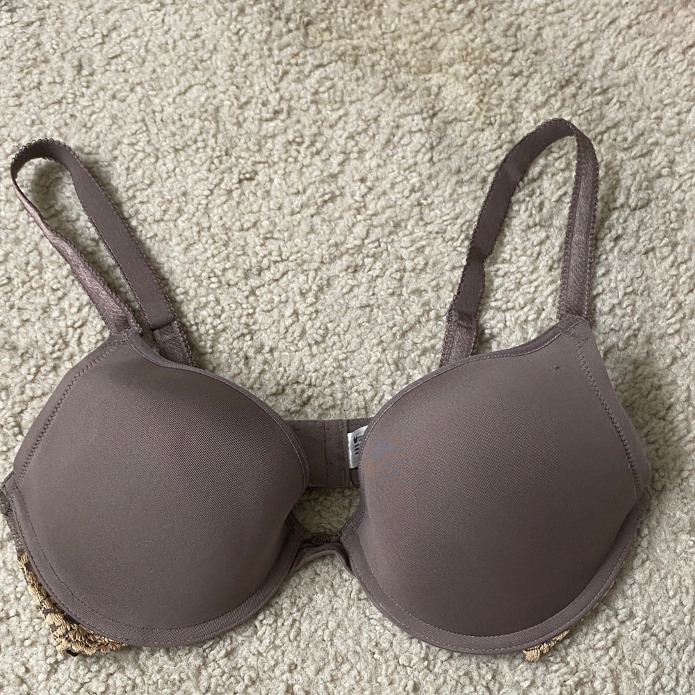 Wacoal Molded T-Shirt Bra in Taupe